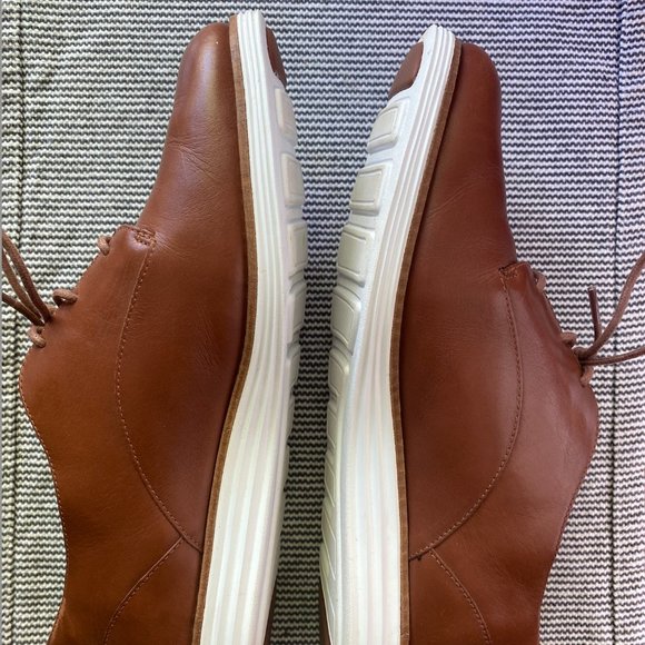 Cole Haan ØriginalGrand Plain Oxford - Picture 2 of 4